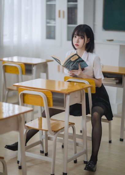 亚洲人妖女同在线播放_BD英语在线视频播放