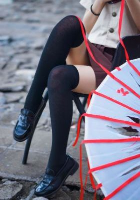 电影苦月亮_剧情片免费全集观看